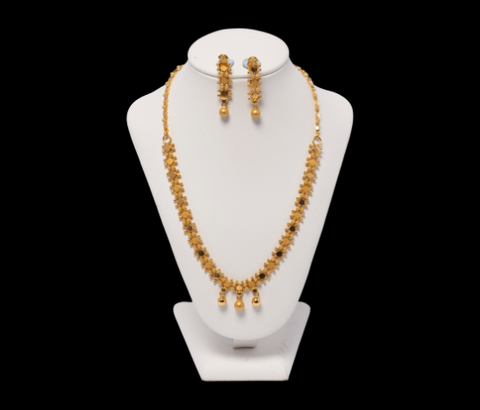 Gold Necklace with earrings